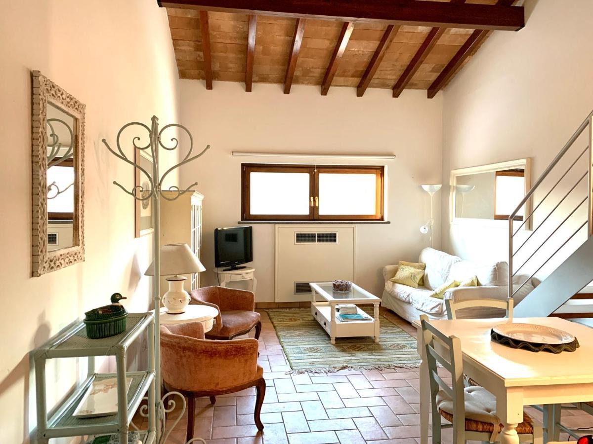Agriturismo Potrero Grande Sul Lago Di Martignano Con Spiaggia Campagnano Di Roma Exterior foto