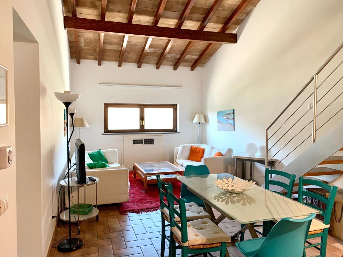 Agriturismo Potrero Grande Sul Lago Di Martignano Con Spiaggia Campagnano Di Roma Exterior foto