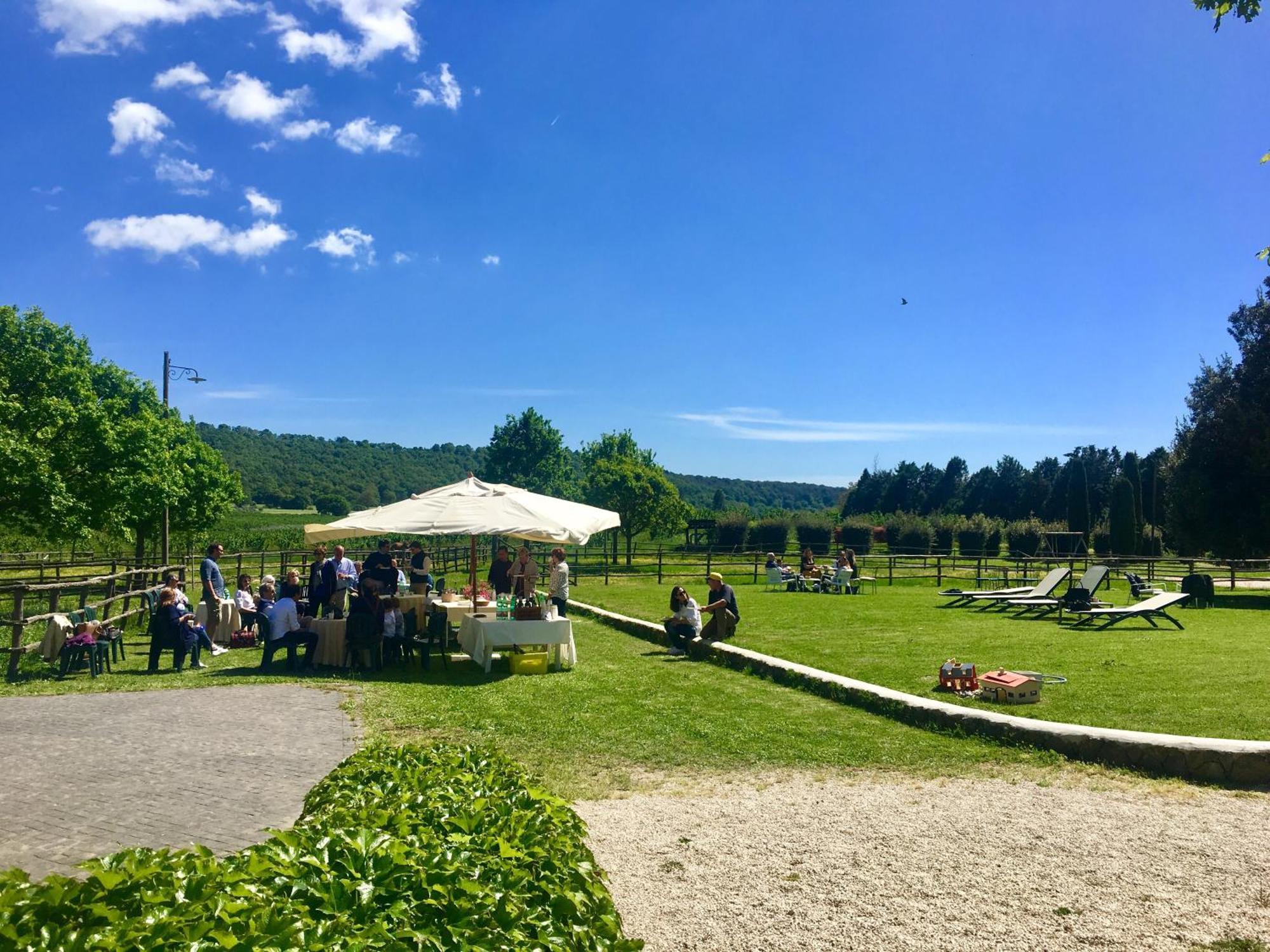Agriturismo Potrero Grande Sul Lago Di Martignano Con Spiaggia Campagnano Di Roma Exterior foto